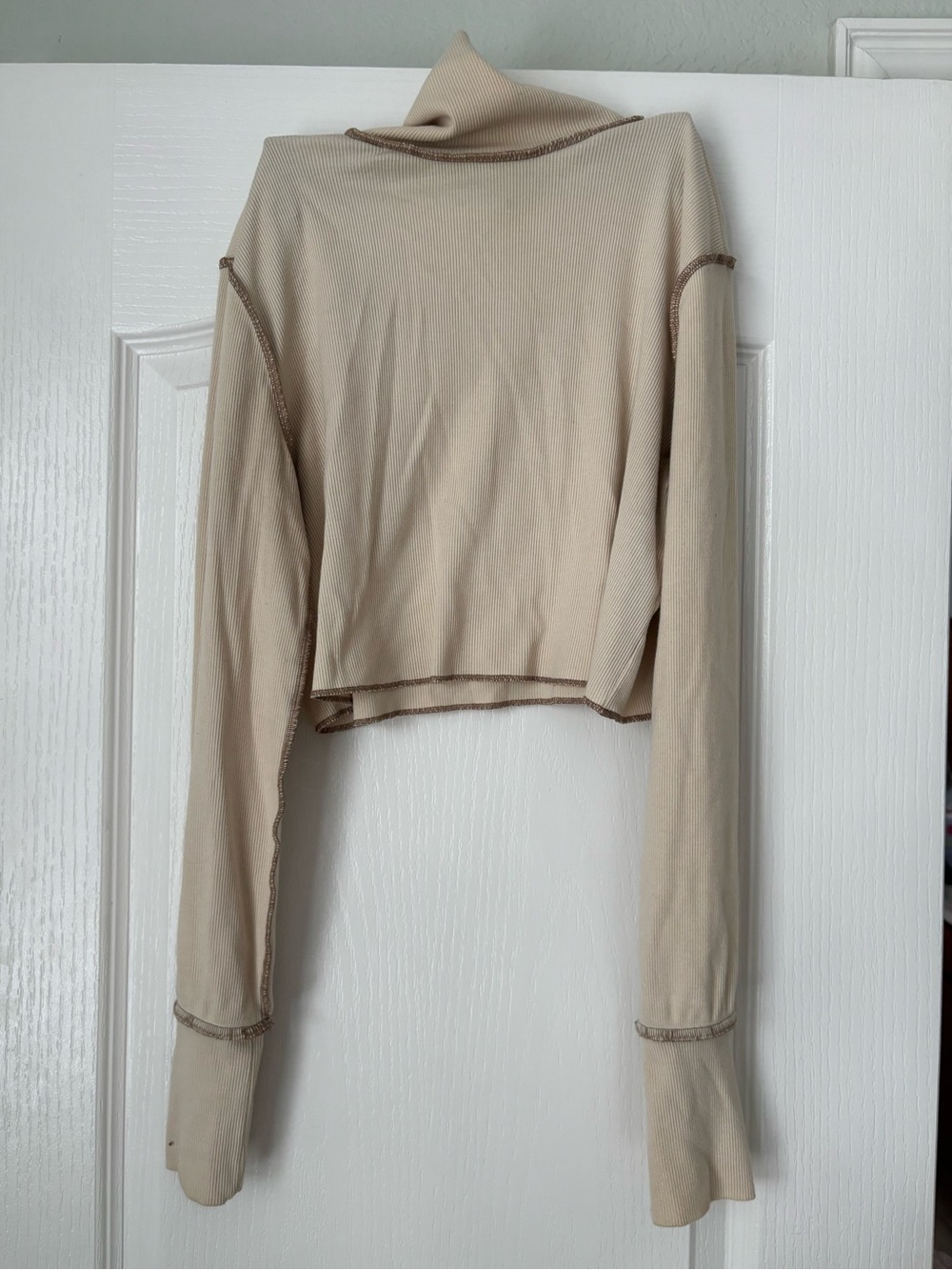 Forever 21 Beige Ribbed Long-Sleeve Crop Turtleneck
